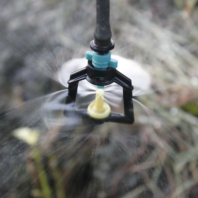 Sprinkler rotativo de atomização refrativa durável para irrigação agrícola Garden 360