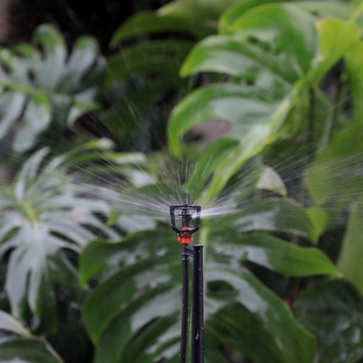 Sprinkler de irrigação de jardim em posição vertical com solução de plástico de engenharia de 6 mm